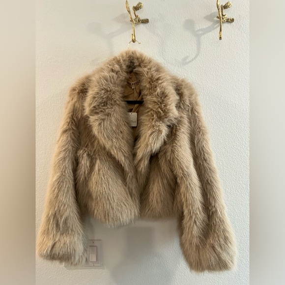 FREE PEOPLE Paris Cropped Faux-Fur Jacket, MED NWT - Picture 5 of 6